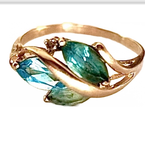 Topaz Blue. diamond accent marquis cut 3 stones 14k gold size 6. High quality - Picture 5 of 7